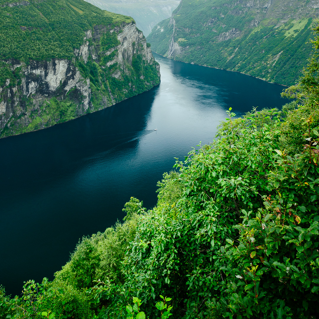 Geirangerfjorden by Adam Lack